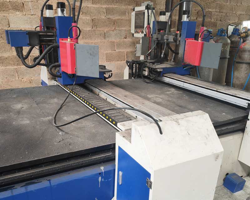 角铁法兰自动焊机